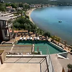 Del Mare فندق Glífa