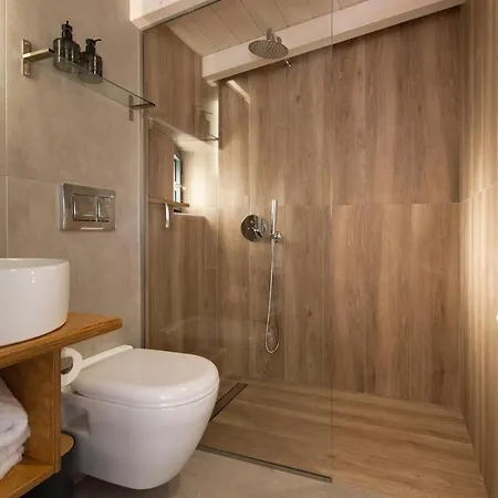 Отель Del Mare 3*